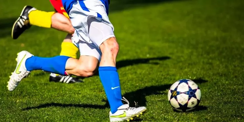 Hệ thống có trách nhiệm cung cấp thông tin bóng đá toàn diện